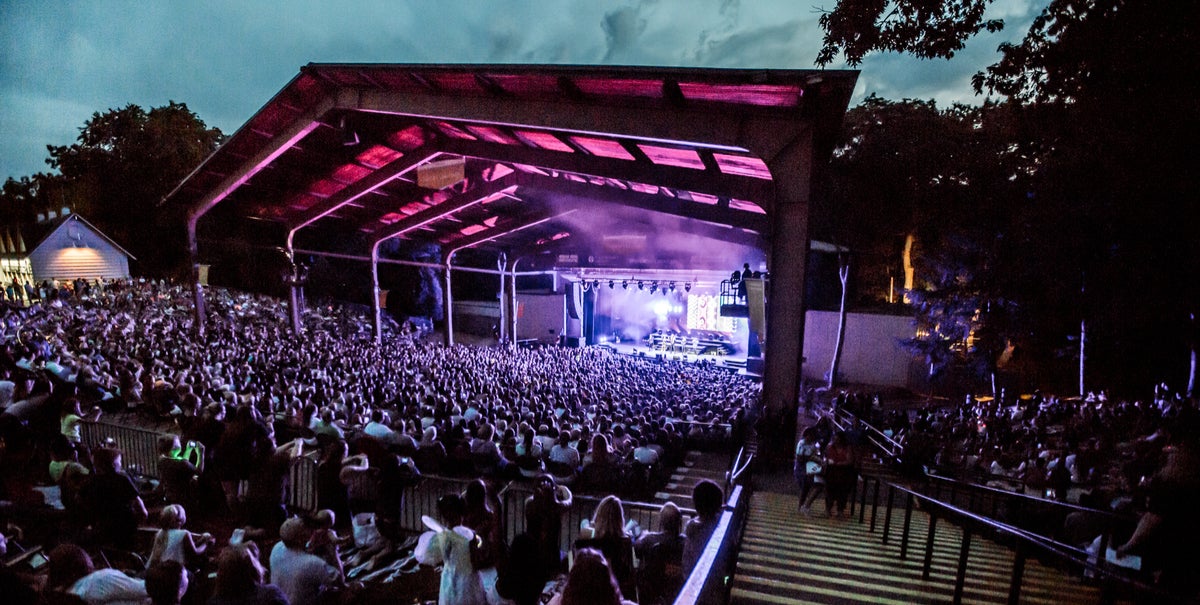 Meadow Brook Amphitheatre - Rochester Hills, MI