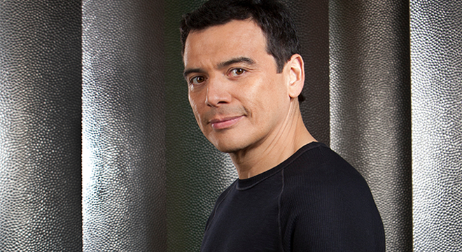 CarlosMencia_Spotlight_660x360.png