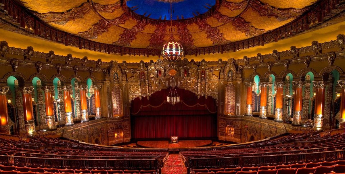 Fox Theatre Premium Seating 313 Presents